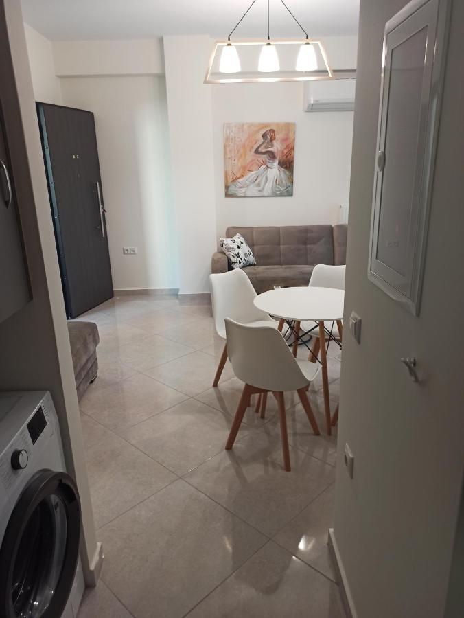 Cyclops Luxury Apartments Igumenica Exteriér fotografie